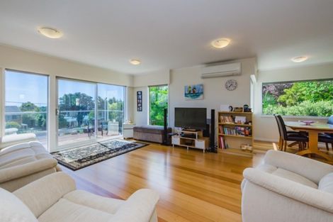 Photo of property in 93 Winara Avenue, Waikanae, 5036