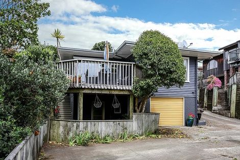 Photo of property in 3a Barrett Street, Westown, New Plymouth, 4310