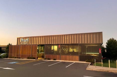 Photo of property in 6a Sunbrae Grove, Mount Maunganui, 3116