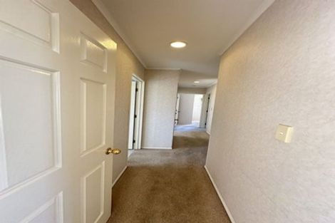 Photo of property in 24a Martin Jugum Lane, Ranui, Auckland, 0612