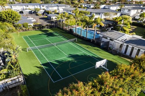 Photo of property in 46/2 Armoy Drive, East Tamaki, Auckland, 2016