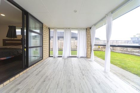 Photo of property in 67 Balrickard Way, Milson, Palmerston North, 4414