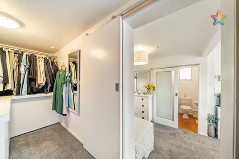 Photo of property in 8 Summit Road, Fairfield, Lower Hutt, 5011