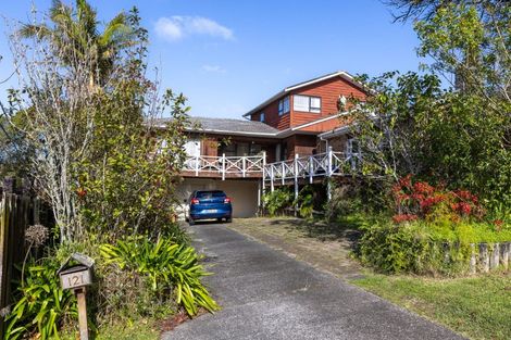 Photo of property in 121 Oaktree Avenue, Browns Bay, Auckland, 0630