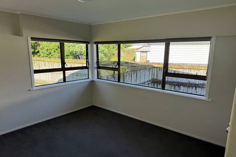 Photo of property in 4 Oregon Place, Papakura, 2110