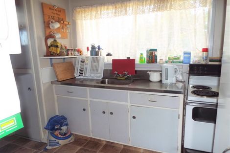 Photo of property in 8b Kouma Place, Fairy Springs, Rotorua, 3015