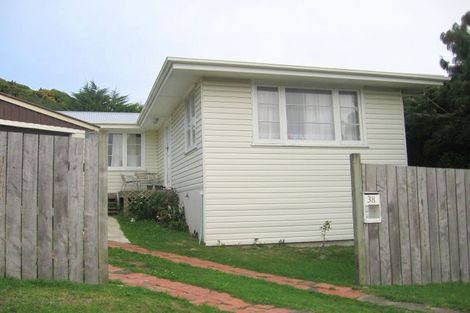 Photo of property in 38 Tobago Crescent, Grenada North, Wellington, 5028