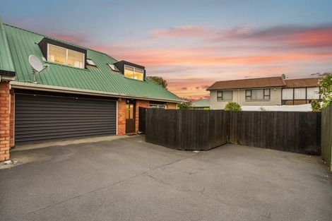 Photo of property in 2/9 Cherry Place, Casebrook, Christchurch, 8051