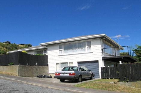 Photo of property in 1 Foyle Street, Island Bay, Wellington, 6023