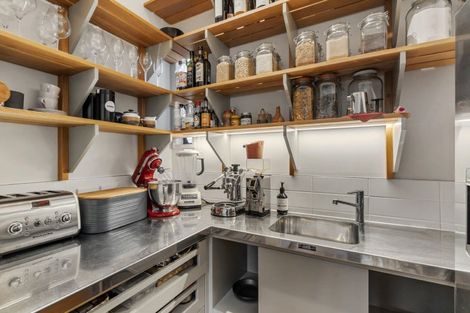 Photo of property in 34 Dryden Street, Grey Lynn, Auckland, 1021