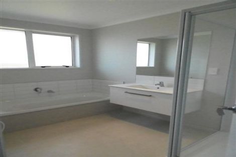 Photo of property in 20 Bill Miller Drive, Papamoa, 3118