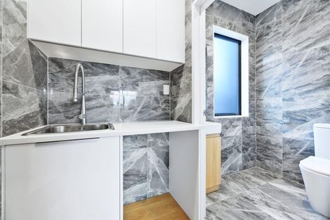 Photo of property in 5 Nephrite Lane, Henderson, Auckland, 0610