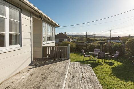 Photo of property in 3 Freyberg Terrace, Waipukurau, 4200