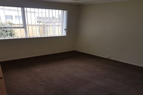 Photo of property in 156 Lincoln Road, Henderson, Auckland, 0610