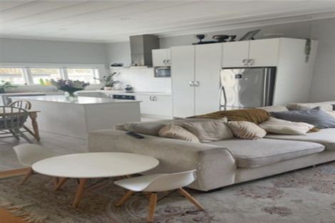 Photo of property in 22 Domain Street, Waiuku, 2123