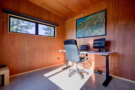 Photo of property in 11 Lost Burn Road, Lake Hawea, Wanaka, 9382