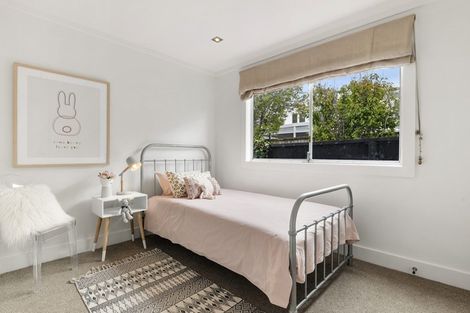 Photo of property in 1/9 Evan Street, Belmont, Auckland, 0622