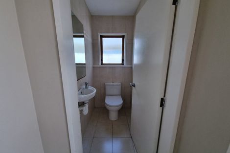 Photo of property in 27 Kaikoura Street, Maupuia, Wellington, 6022