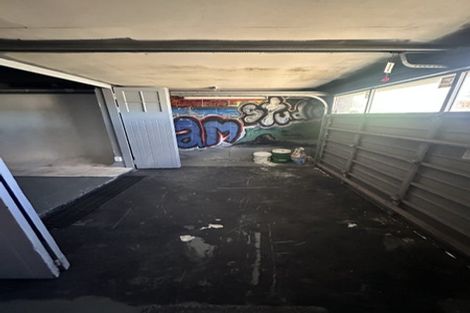 Photo of property in 217 Marine Parade, Seatoun, Wellington, 6022