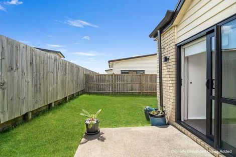 Photo of property in 7 Poutawa Lane, Clarks Beach, 2122
