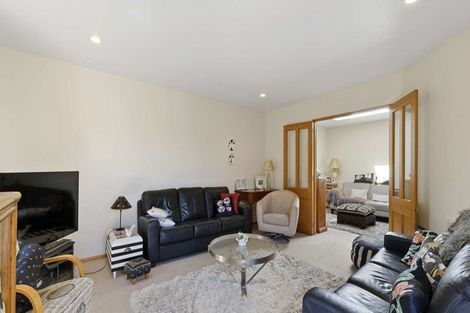 Photo of property in 5/61 Waimairi Road, Upper Riccarton, Christchurch, 8041