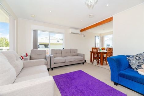 Photo of property in 40 Armada Drive, Ranui, Auckland, 0612
