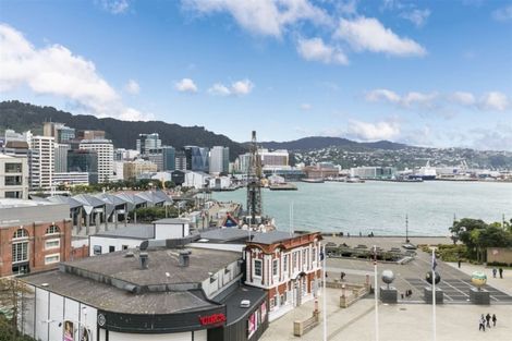 Photo of property in Portal Apartments, 6c/42 Cable Street, Te Aro, Wellington, 6011