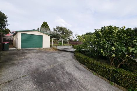 Photo of property in 16 Hoylake Place, Wattle Downs, Auckland, 2103