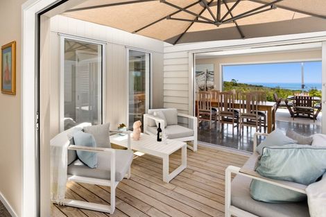 Photo of property in 116 Stratford Drive, Cable Bay, 0420