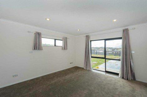 Photo of property in 11 Denham Court, Flagstaff, Hamilton, 3210