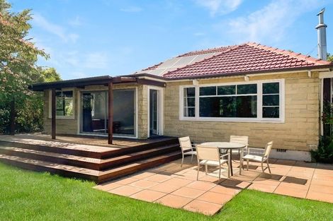 Photo of property in 57 Searells Road, Strowan, Christchurch, 8052