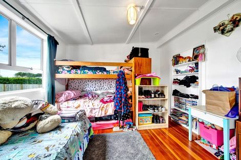 Photo of property in 95 Clifford Road, Eltham, 4322