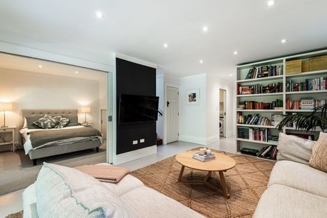 Photo of property in 109 Vauxhall Road, Narrow Neck, Auckland, 0624