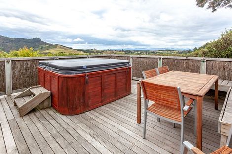 Photo of property in 60 Te Ana Lane, Thames, 3577