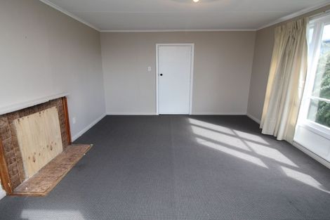 Photo of property in 30 Bellingham Crescent, Fordlands, Rotorua, 3015