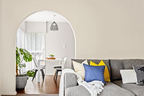 Photo of property in 57 Universal Drive, Henderson, Auckland, 0610