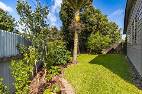 Photo of property in 7a Bedford Street, Fitzroy, New Plymouth, 4312