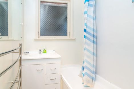 Photo of property in 54 Dryden Street, Milton, 9220