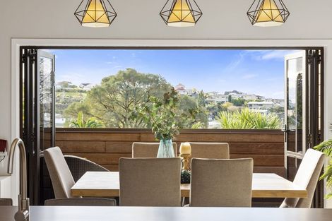 Photo of property in 131 Hinewa Road, Otumoetai, Tauranga, 3110