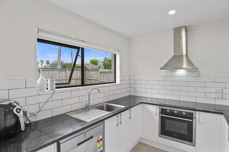 Photo of property in 1/24 Prictor Street, Papakura, 2110