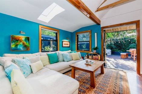 Photo of property in 48 Margaret Road, Raumati Beach, Paraparaumu, 5032