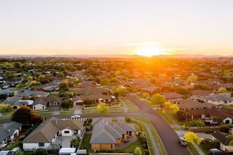 Photo of property in 2 Miers Glade, Rototuna North, Hamilton, 3210