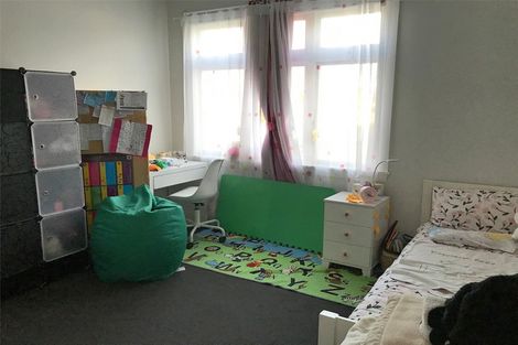 Photo of property in 22 Storey Avenue, Forest Lake, Hamilton, 3200