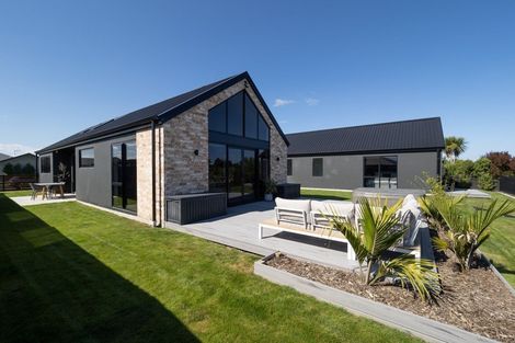 Photo of property in 16 Torbay Avenue, Huntingdon, Ashburton, 7774