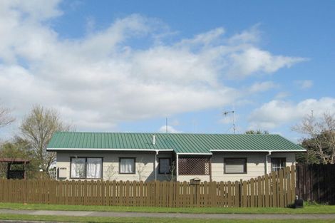 Photo of property in 221b Gravatt Road, Papamoa Beach, Papamoa, 3118