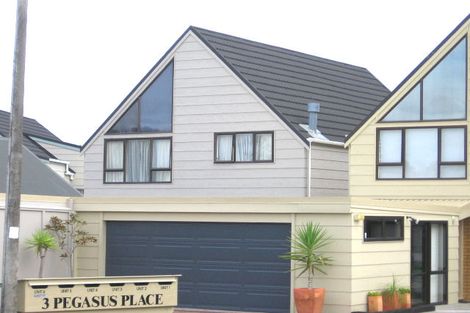 Photo of property in 1/7 Pegasus Place, Half Moon Bay, Auckland, 2012