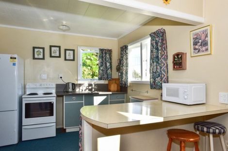 Photo of property in 33 Kuku Avenue, Mahia, 4198