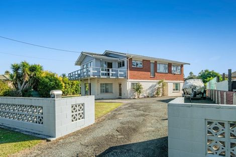 Photo of property in 28 Doment Crescent, Orewa, 0931