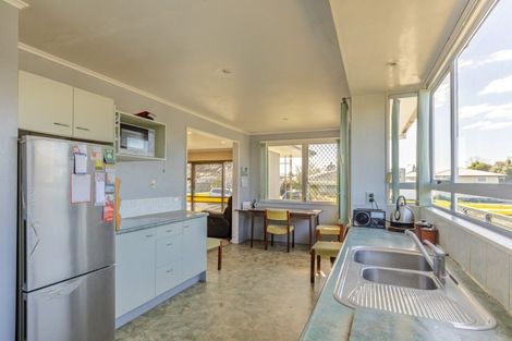 Photo of property in 15 Elliott Street, Taradale, Napier, 4112