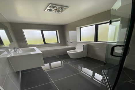 Photo of property in 30 Mettam Drive, Swanson, Auckland, 0614